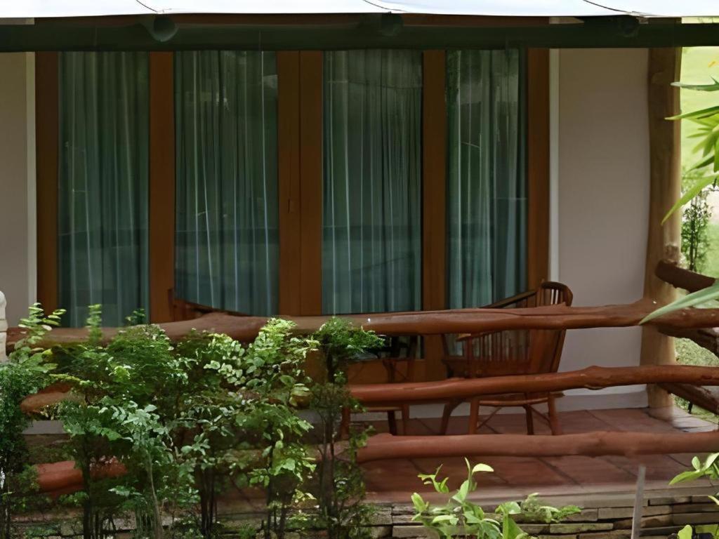Chiangkham Luang Resort Chiang Dao Exterior photo